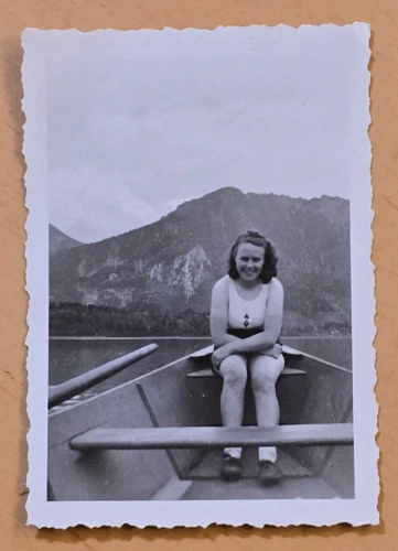 YOUNG BDM JUGEND GIRL w SPORTS SHIRT WW2 WWII German Wartime Military Photo