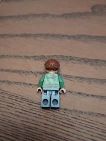 LEGO Star Wars Princess Leia minifigure Endor set 8038