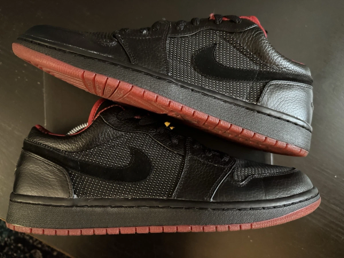 Preços baixos em Jordan 1 Retro Low Black Silver Red | eBay