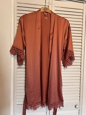 SIORO Women’s Size Medium M Robe Peach Pink Satin Tie Belt Pockets