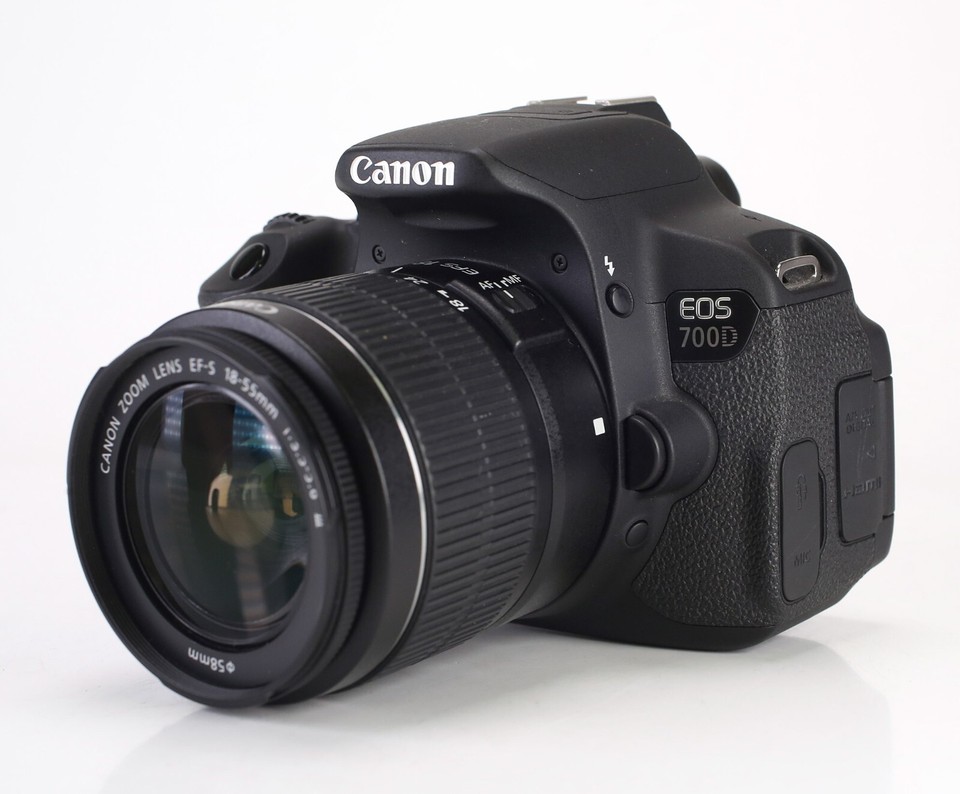 Canon EOS 700D Camera & EFS 1855mm III & EF 55200mm Dual Lens Kit