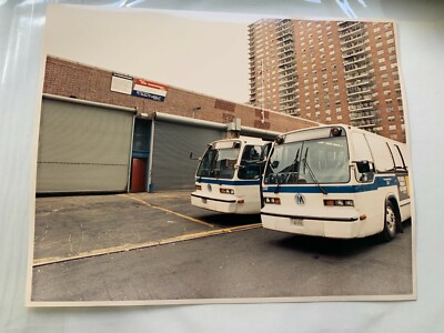 8X10 NY NYC BUS PHOTOGRAPH SURFACE TRANSIT TERMINAL GARAGE DEPOT NEIGHBORHOOD
