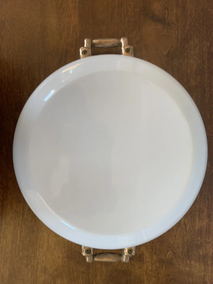 Bon Chef Enamel Pot 3 Qt. with Handles Vintage Serving Ivory Lid - Image 4 of 4