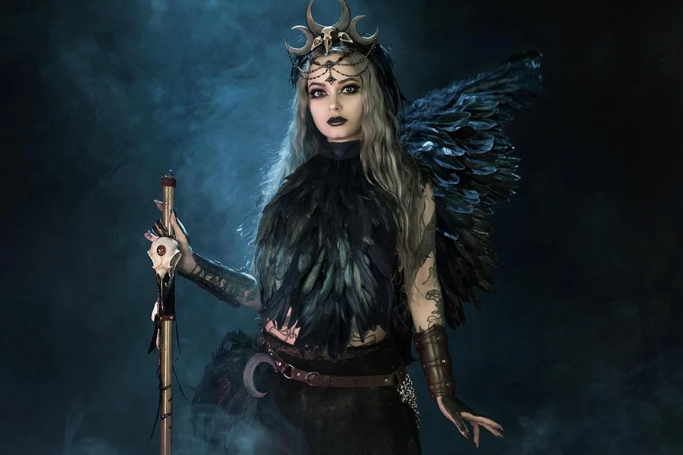 Fantasia xale cabo de pena colarinho asas bruxa adulto pescoço de corvo - Imagem 3 de 4