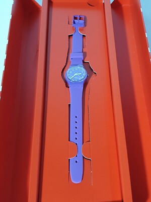 Swatch Back To Sweet Purple LV115C armbanduhren damen Die Schachtel ist zerkratz