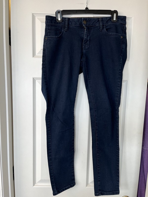 Old Navy Rockstar Skinny Mid-Rise Jeans in dark blue, size 8 REG Dark Wash