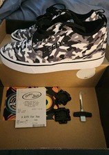 Heelys Wheeled Shoes Youth Size 4 Pro 20 Prints Grey Camo with Tool  Heel Plugs
