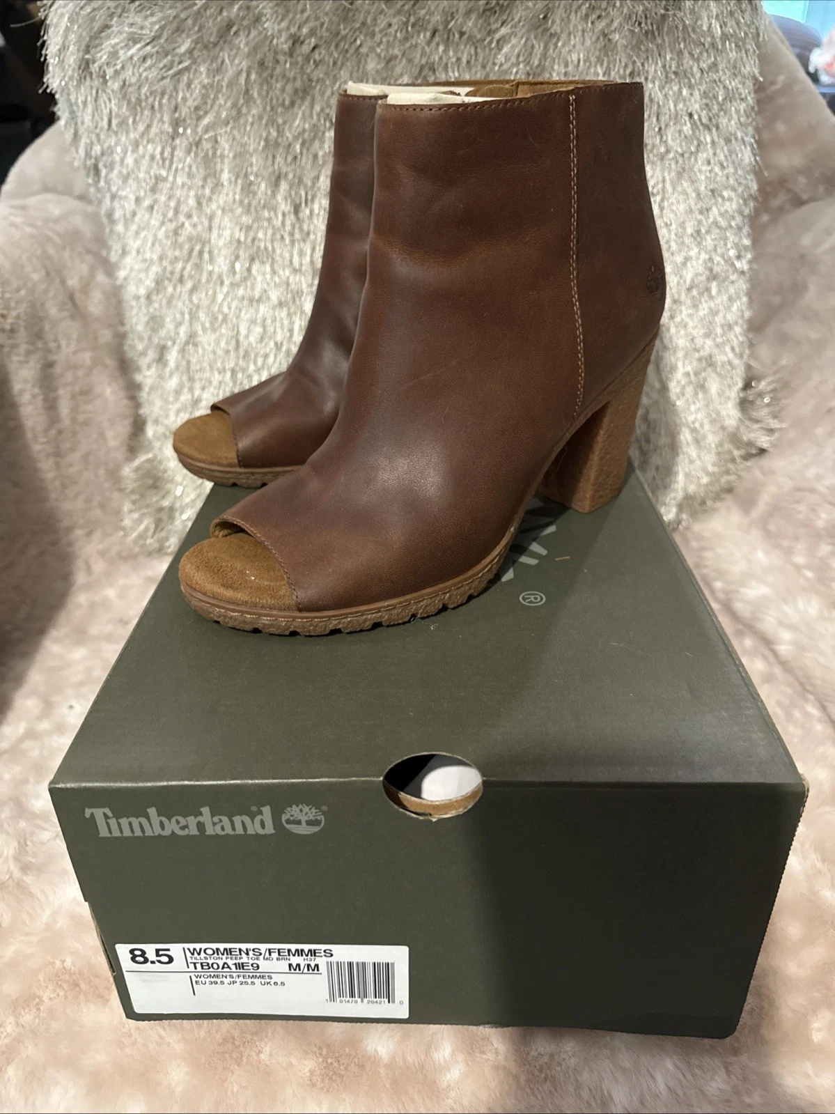 Stivaletti Timberland Tillston nuovi con scatola punta aperta marroni alla caviglia zip tacco misura 8 5