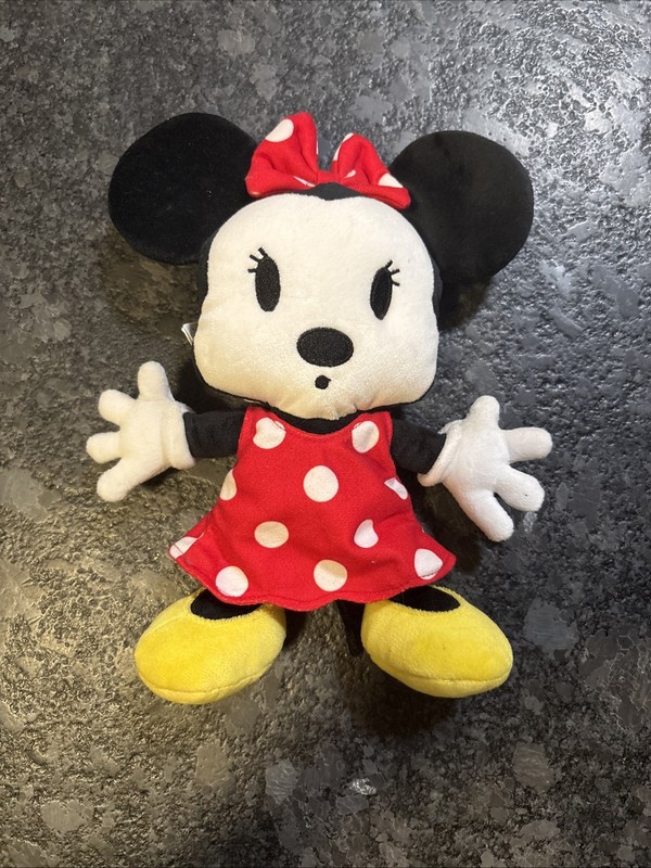 OFFICAL Disney Minnie Mouse Plush