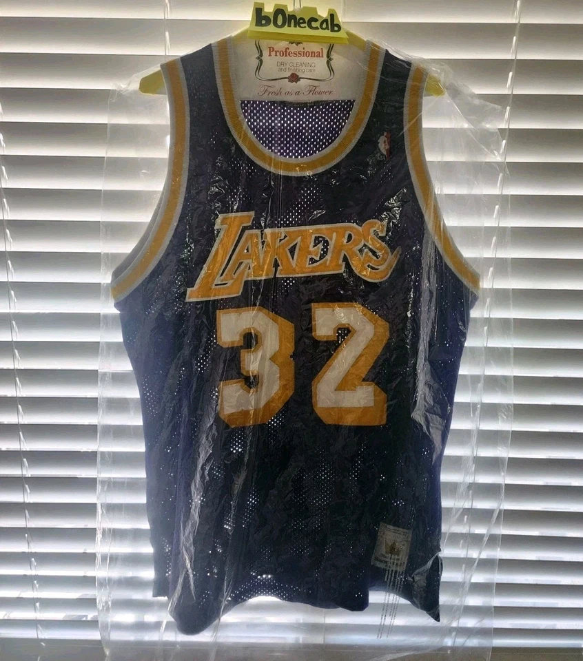 Lakers Jersey Vintage 48 MacGregor Sand Knit Los Angeles Magic Johnson LA Stitch - Image 4 of 4