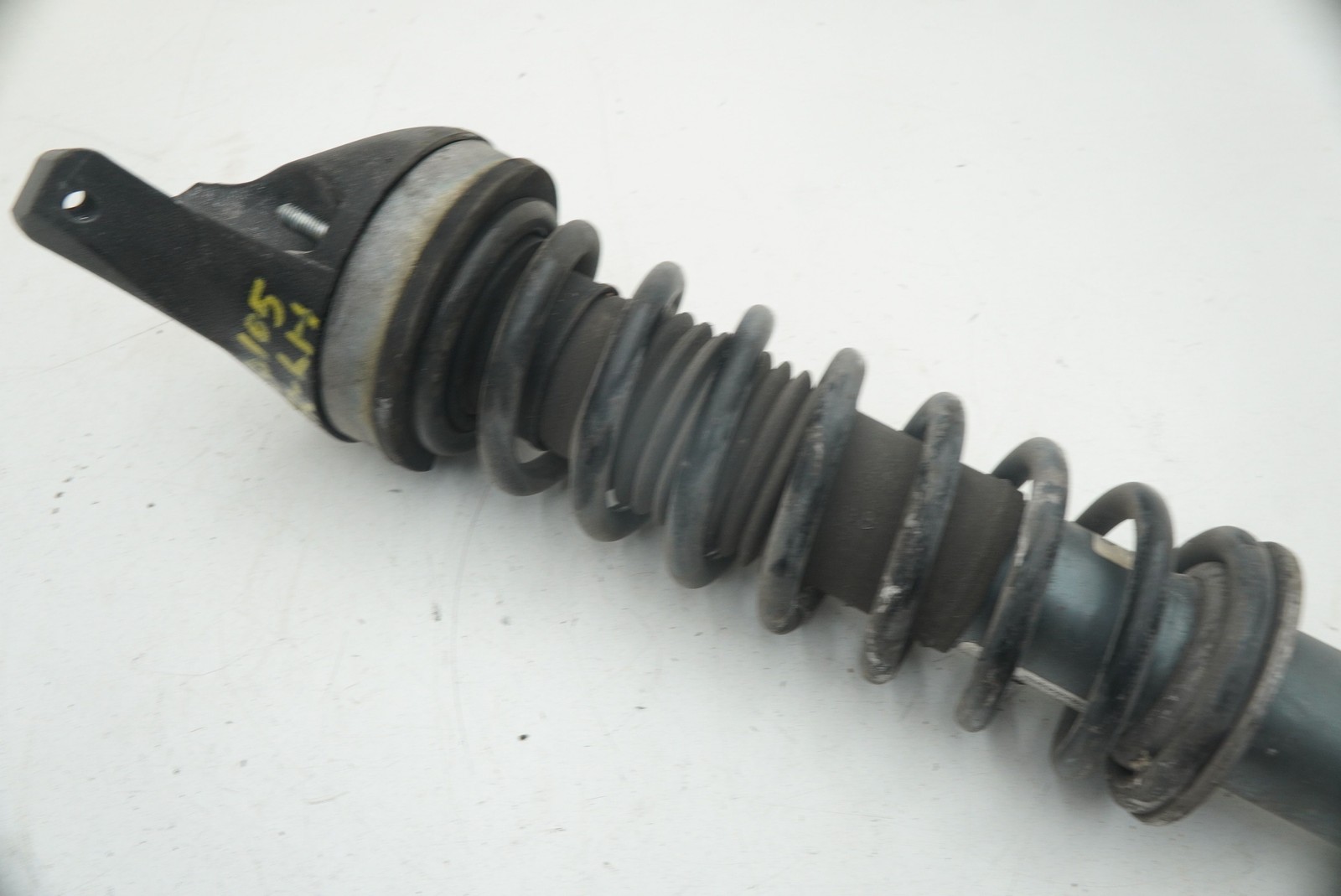 Front Left Shock Absorber Spring Strut 6G3318141AF Aston Martin V8 Vantage 06-16