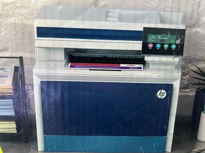 HP Color LaserJet Pro MFP 4302fdn Farblaserdrucker Scanner Kopierer Fax LAN NEU