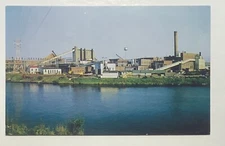 Postcard - Great Lakes Paper Mill, Fort William Ontario Canada