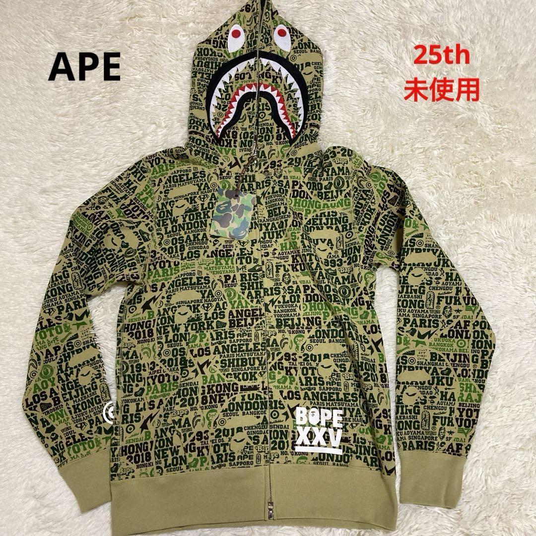 MINT BAPE Hoodie M Authentic Rare 25Th Anniversary Camo Shark  