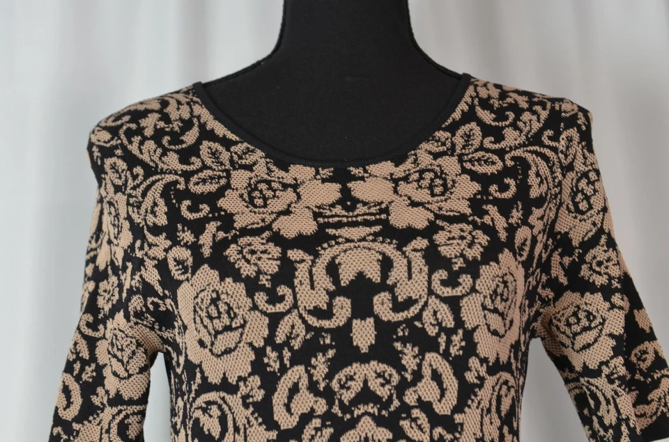 Torn By Ronny Kobo Women's Dress Size Medium Knit Floral Casual Viscose Blend - Image 2 of 4