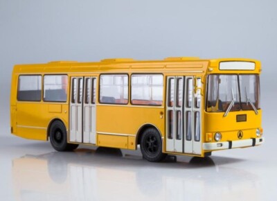 LAZ-4202 1978 Yellow/White	NA012 MODIMIO  1:43 NEW!