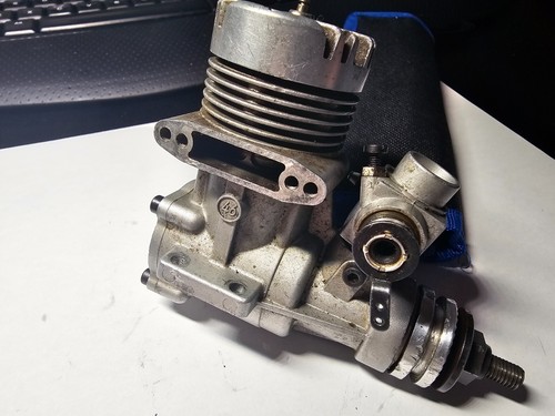 OS MAX 46SF glow RC engine with muffler excellent condition - Picture 5 of 10