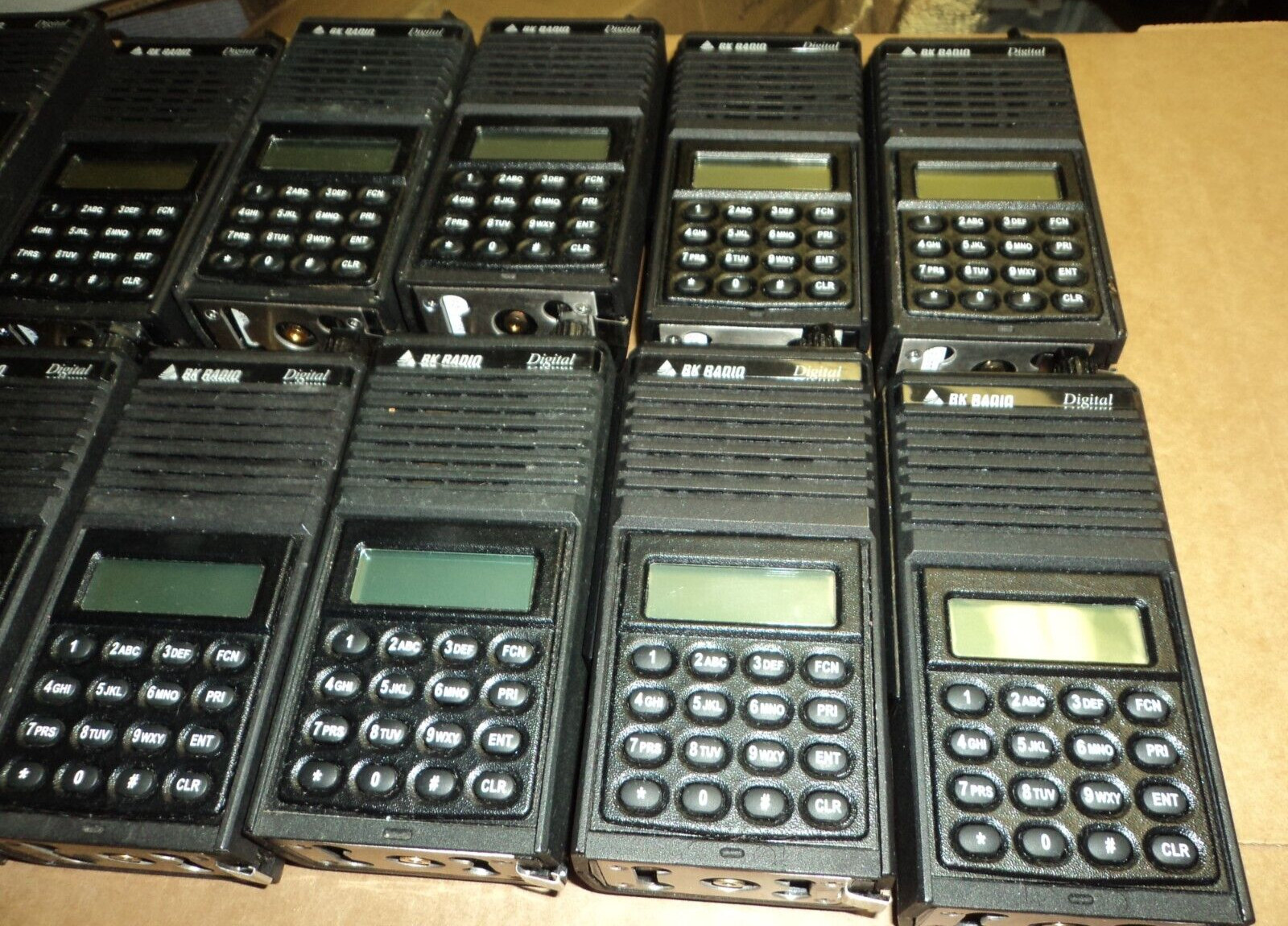 BENDIX KING BK DPH5102XCMD P25 DIGITAL VHF RADIO DPH Battery Antenna AA Pack &