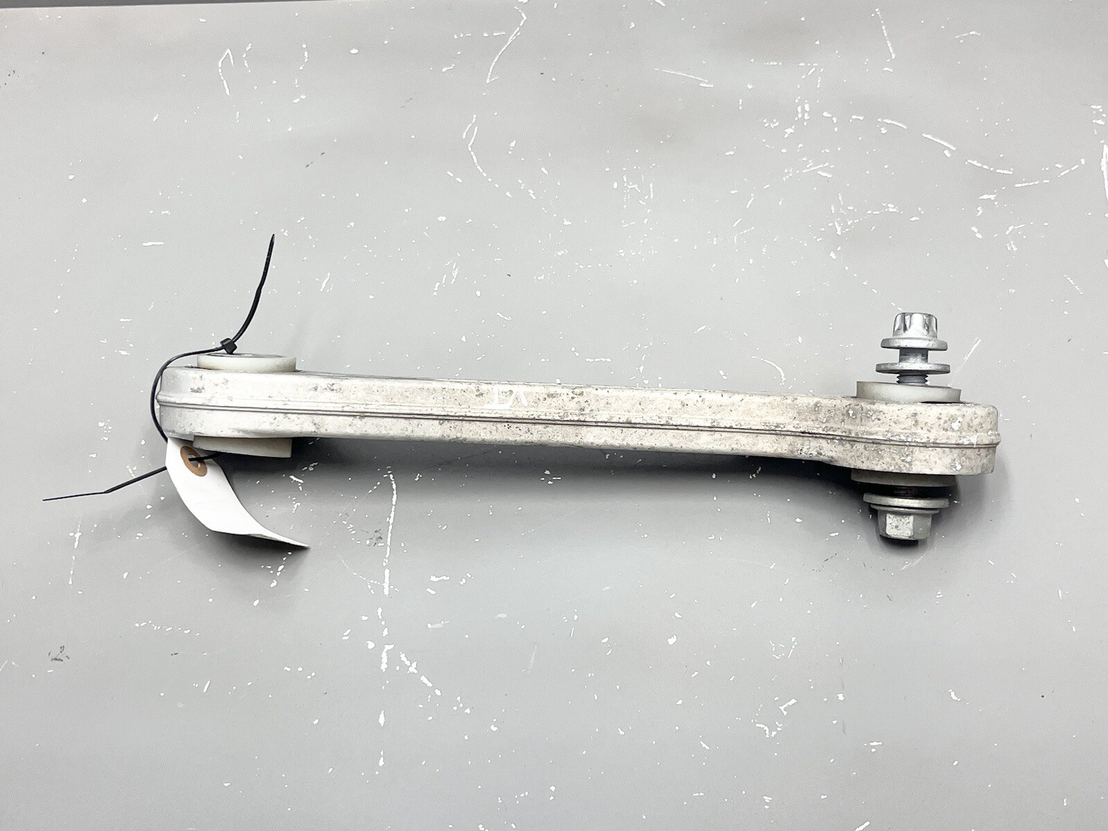 ⭐️2017 - 2020 MASERATI LEVANTE REAR LEFT UPPER CONTROL ARM SUSPENSION OEM