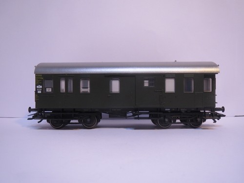 H0: 4-achs. Postwagen von Märklin, TOP-Zustand (Lot#5727) | Zustand: Gebraucht