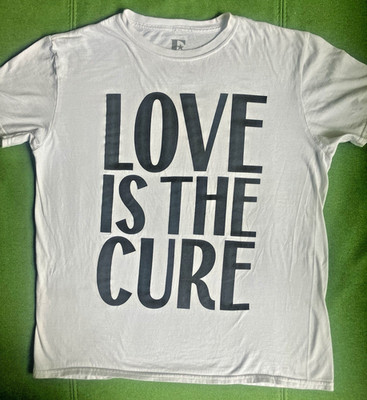 2019 Elton John Aids Foundation T-shirt White Large Love is the Cure