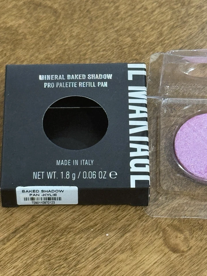 IL Makiage Baked Shadow Pro Palette Refill Pan In Kylie Shimmer Pink 1.8g - Image 2 of 4