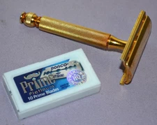 Vtg Gillette Tech Ball End Gold Razor Double Edge Safety Razor W/Box of Blade US