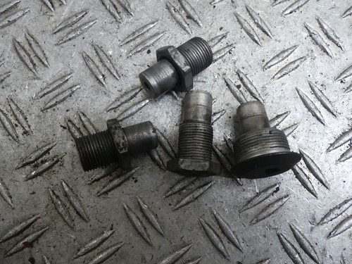 BMW R80GS,R100GS EZ:88 Schwingenbolzen Set 73134