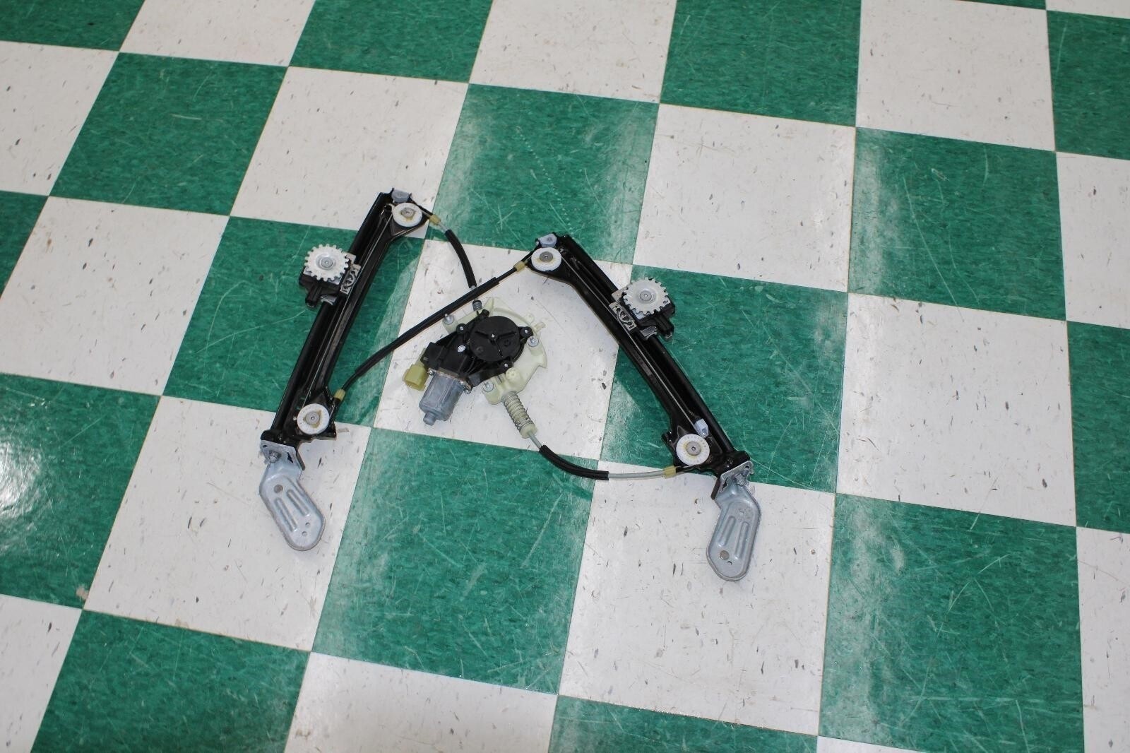 14-21 Ghibli Electronic Rear Passenger Right RH Power Window Regulator OEM WTY