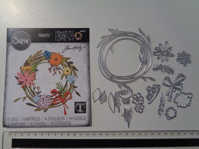 Sizzix Thinlits Tim Holtz Vault Funky Floral Wreath - Craft Die Set