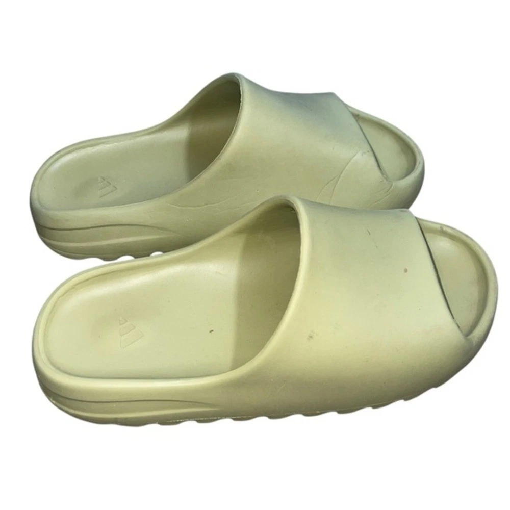 Yeezy Slide Taglia 6 Resina