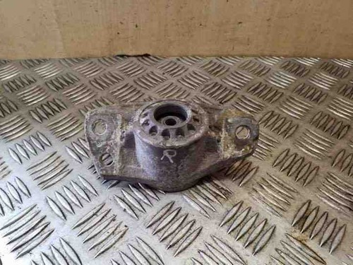 VW EOS 1F7, 1F8 Stoßdämpferhalter hinten rechts 1Q0513353A 1.4 Benzin 26193996