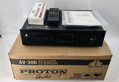 Proton AV-300 Stereo Receiver with Remote Bundle - Works Screen Issue - GC-5840
