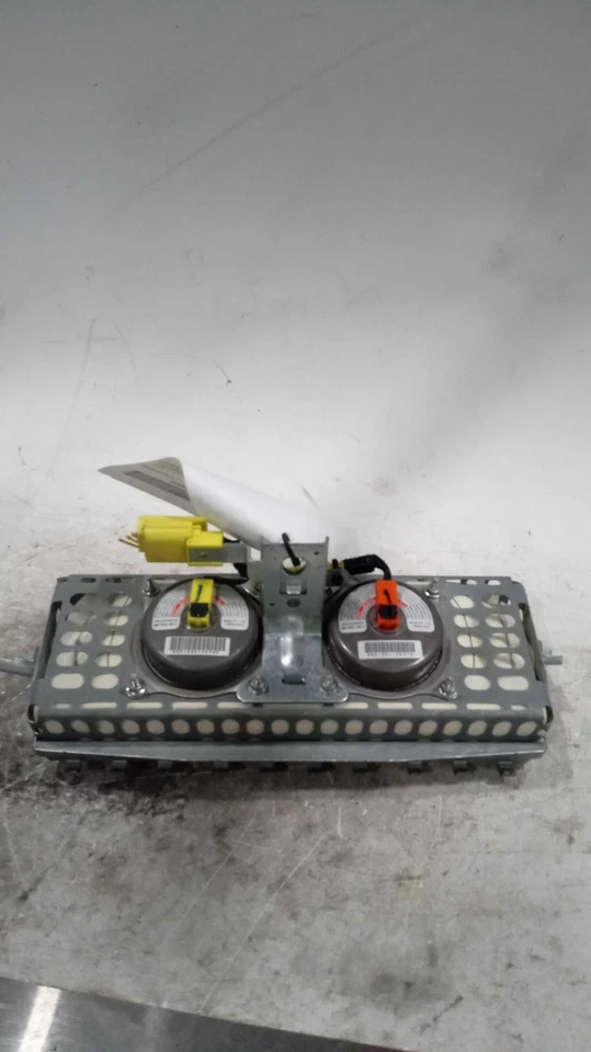 Used Right Instrument Panel Air Bag fits: 2010 Nissan Maxima passenger dash Righ Foto 2 de 4