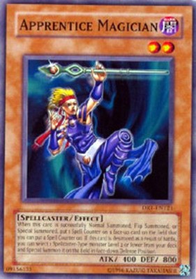 Apprentice Magician - DR1-EN121 - Common - Unlimited Edition - Heavily Played