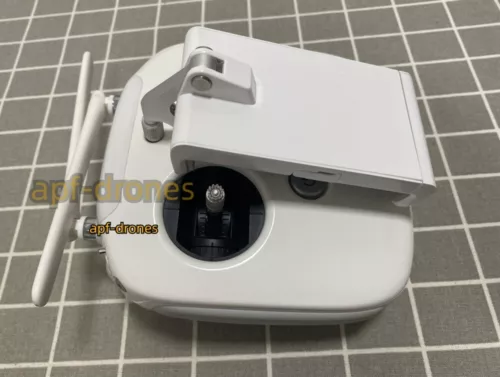 DJI Phantom 4 Pro V2.0 Transmitter Remote Controller - GL300L - Picture 7 of 8
