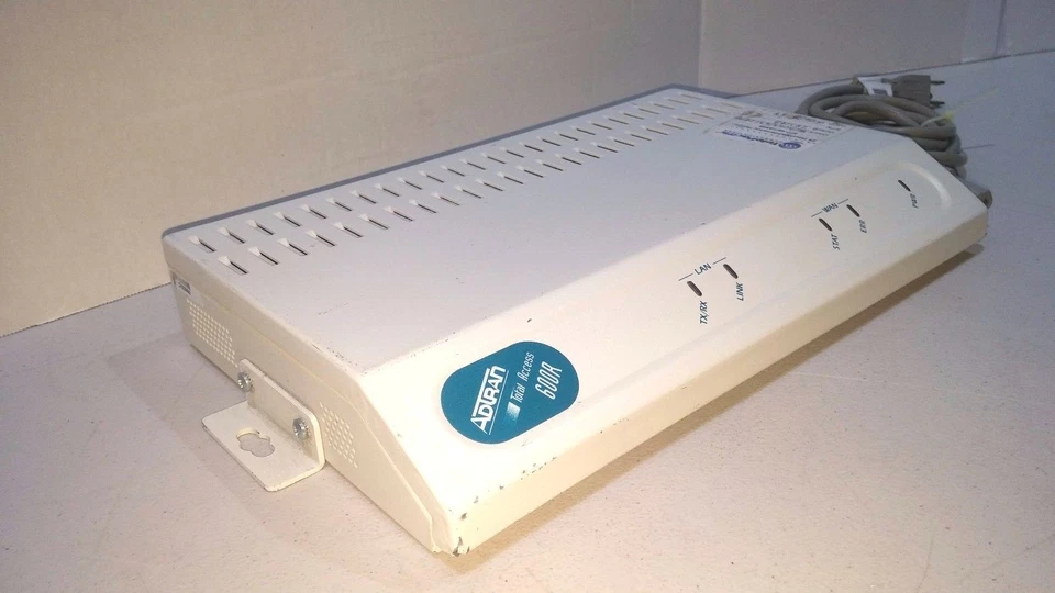 ADTRAN Total Access 600R 1-Port 10/100 Wired Router (4213600L1#TDMTPC) - Image 3 of 4