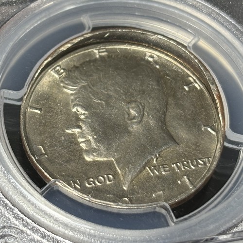 1977 50c Kennedy Half Dollar Mint Error Off Center Finned Rim PCGS MS 65 - Picture 4 of 6