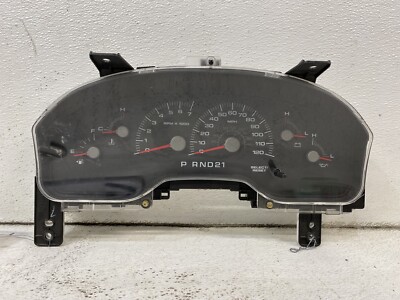 2004 Ford Expedition A/T MPH cluster speedometer tach gauges