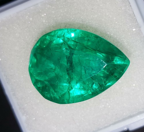 Pear Shape Natural Emerald Loose Gemstone 10.70 Ct Certified With Free Gift - 第 3/6 張圖片