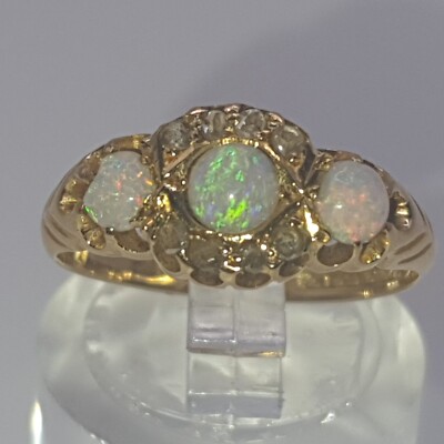 Vintage Natural Stone Opal and Diamond 18ct 18K Yellow Gold
