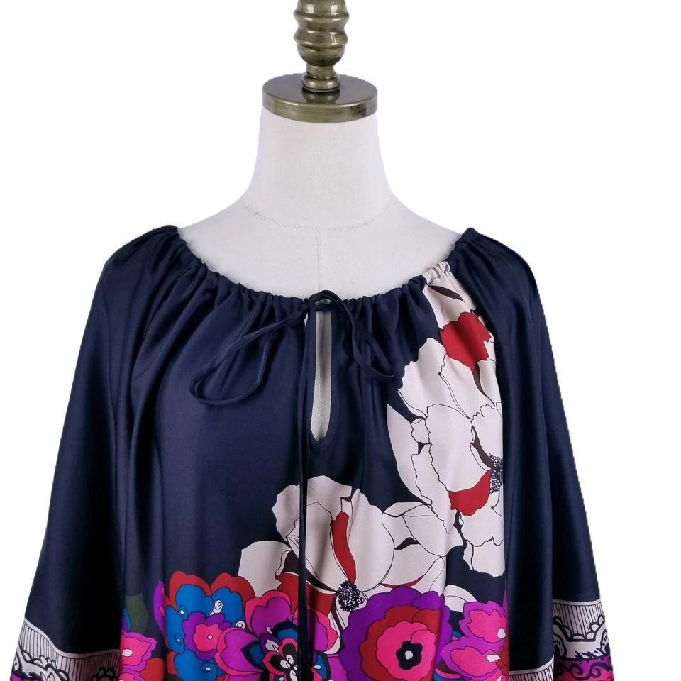 Trina Turk 缎面衬衫 S 码黑色红色花卉 3/4 Raglan 袖锁眼流苏 — 第 4/4 张图片