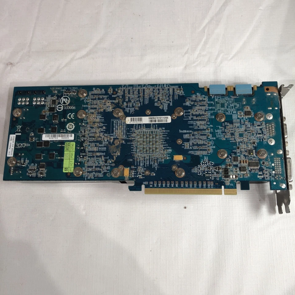 Gigabyte Nvidia Geforce GTX 275 - 896 Mo - PCI-E 2.0 - GV-N275UD-896I - Image 4 of 4