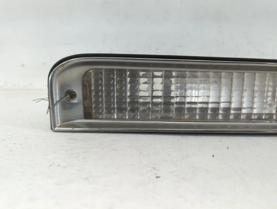 Luz de sinalização Buick Lesabre 1989 - Imagem 2 de 4