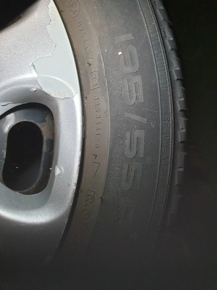 Winterkomplett Räder /  PEUGEOT 206 BJ 2003 - Bild 2 von 4