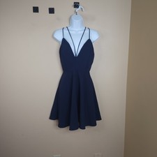 Tobi Strappy V-neck Skater Mini Dress in Navy Size M