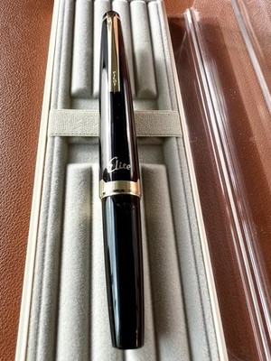Pilot Elite Black Fountain Pen 18K-750 SF Nib – Vintage Japanese