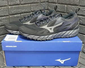 mizuno waterproof running shoes