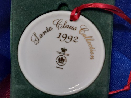 VINTAGE B & G BING & GRONDAHL DENMARK 1992 SANTA CLAUS COLLECTION ORNAMENT 2.25" - Picture 2 of 8