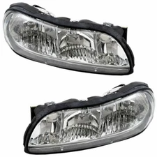 HOLIDAY RAMBLER VACATIONER 2001 PAIR HEADLIGHT HEAD LIGHT FRONT LAMPS RV